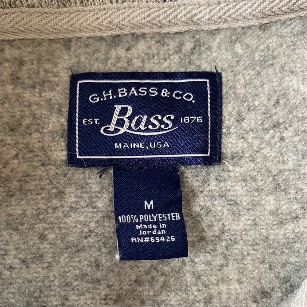 Bass men’s long sleeve collared pullover sweater size medium front pockets